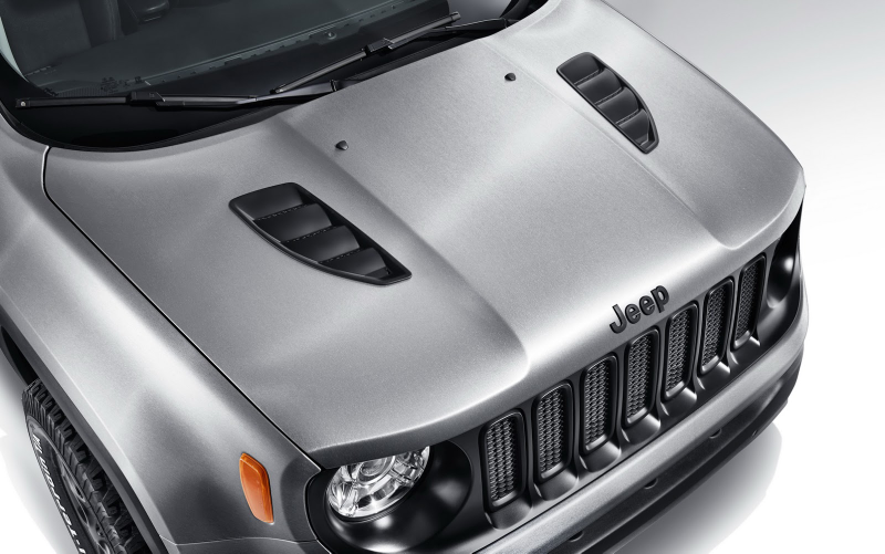 Illustration for article titled Bad Ass Brushed-Steel 2015 Jeep Renegade Has A Perfect Mini-Me Trailer